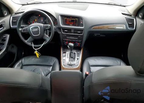 2010 Audi Q5 Premium Plus z USA, uszkodzony, nr VIN WA1LKCFP5AA074582